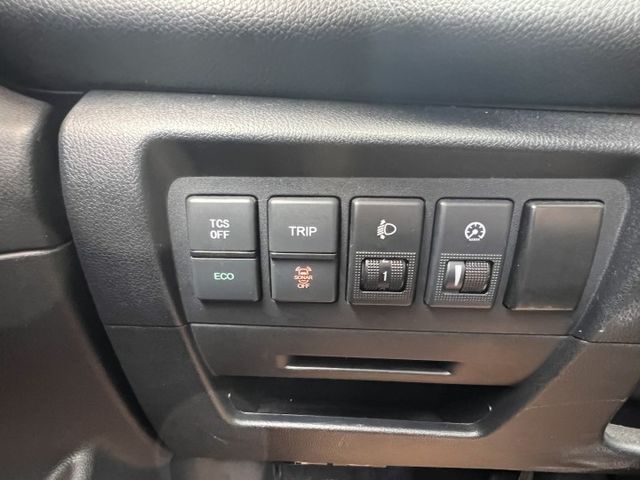 1.6 AR環景版 胎壓監控 定速巡航 IKEY免鑰匙 環景影像 行車紀錄器  第8張相片