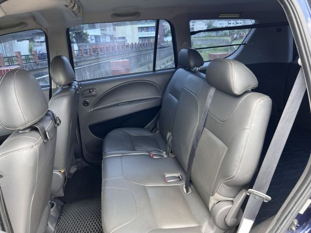 16年式 zinger 正常跑  認證美車 車況很好  #冷氣剛花好 升級安卓機 鋁圈 卡鉗加大碟盤  跑工程賺大錢  第6張相片