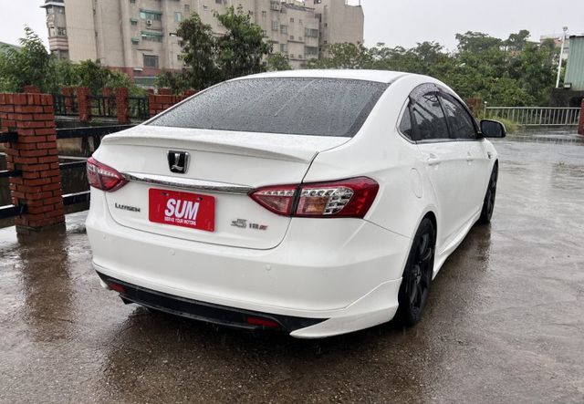 5 SEDAN  第4張相片