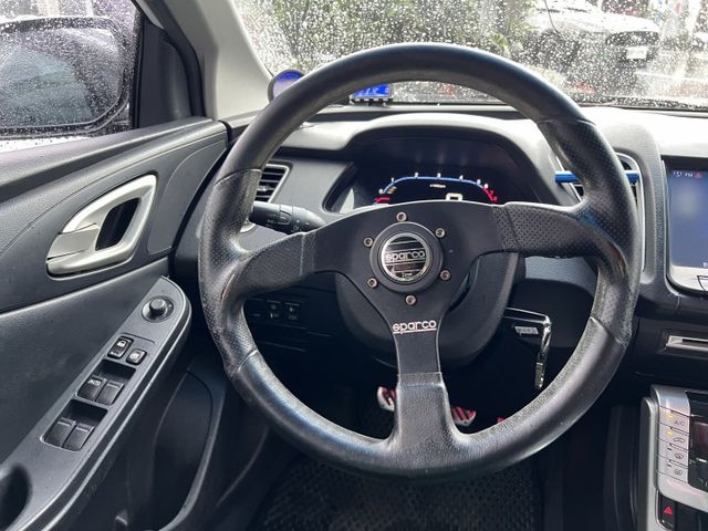 5 SEDAN  第8張相片