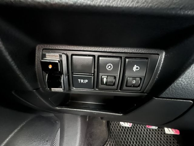 5 SEDAN  第9張相片