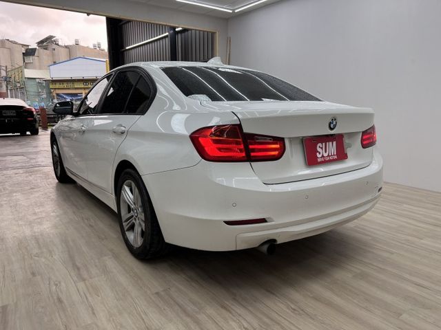3 SERIES SEDAN F30  第6張相片