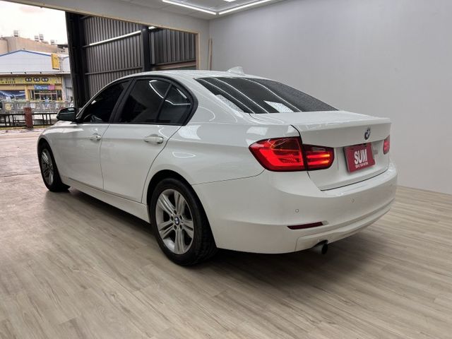 3 SERIES SEDAN F30  第7張相片
