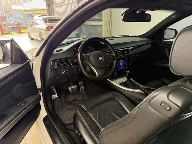 3 SERIES COUPE E92  第5張相片