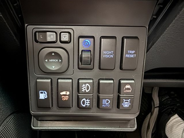 7 MPV 2.2T  第8張相片