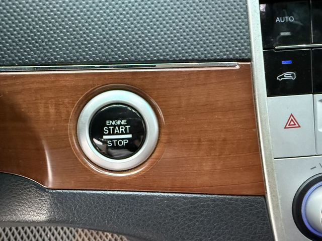 7 MPV 2.2T  第11張相片