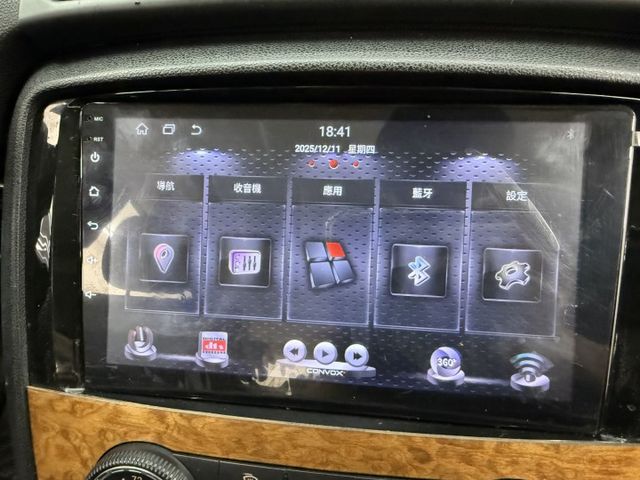 R-CLASS W251  第13張相片