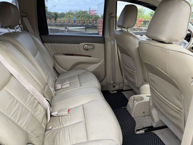 GRAND LIVINA  第7張相片