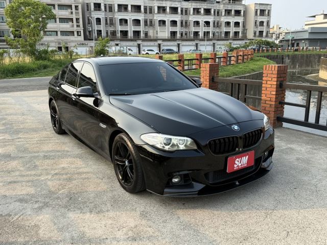 528i M-Sport全車保修工單快40萬可附上 改裝360環景 腳踢電尾門 盲點 數位儀表板 安卓機CARPLAY  第1張相片