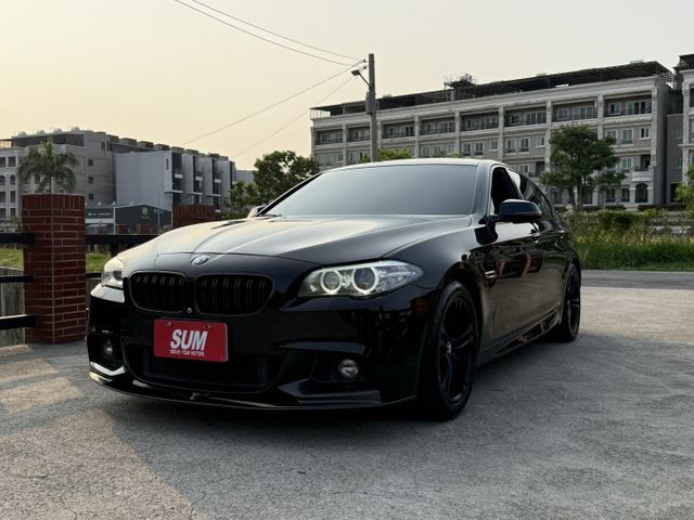 528i M-Sport全車保修工單快40萬可附上 改裝360環景 腳踢電尾門 盲點 數位儀表板 安卓機CARPLAY  第2張相片