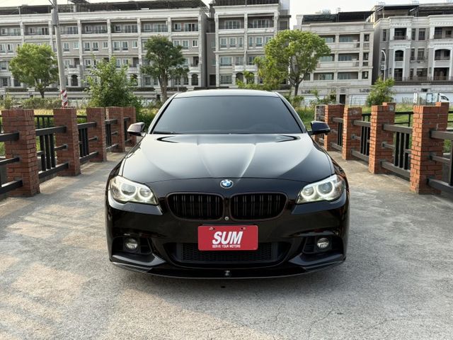 528i M-Sport全車保修工單快40萬可附上 改裝360環景 腳踢電尾門 盲點 數位儀表板 安卓機CARPLAY  第3張相片