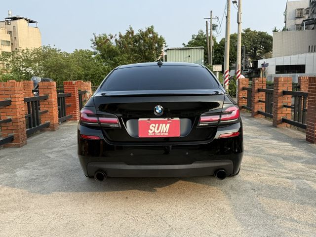 528i M-Sport全車保修工單快40萬可附上 改裝360環景 腳踢電尾門 盲點 數位儀表板 安卓機CARPLAY  第5張相片