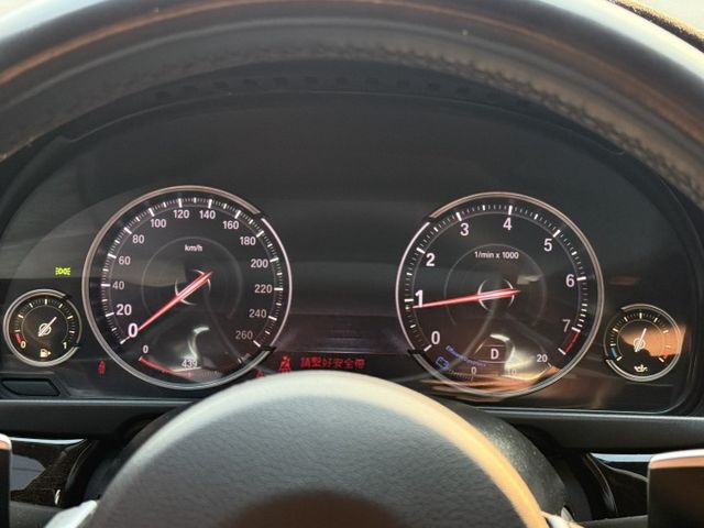 528i M-Sport全車保修工單快40萬可附上 改裝360環景 腳踢電尾門 盲點 數位儀表板 安卓機CARPLAY  第9張相片