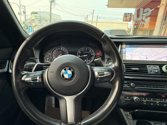 528i M-Sport全車保修工單快40萬可附上 改裝360環景 腳踢電尾門 盲點 數位儀表板 安卓機CARPLAY  第14張相片