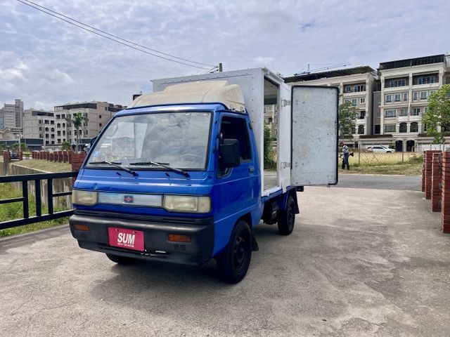 威力貨車背左右開門內鋪白鐵箱子 冷氣剛整新  第11張相片