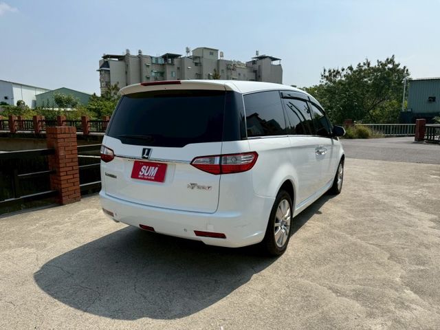 7 MPV 2.2T  第3張相片