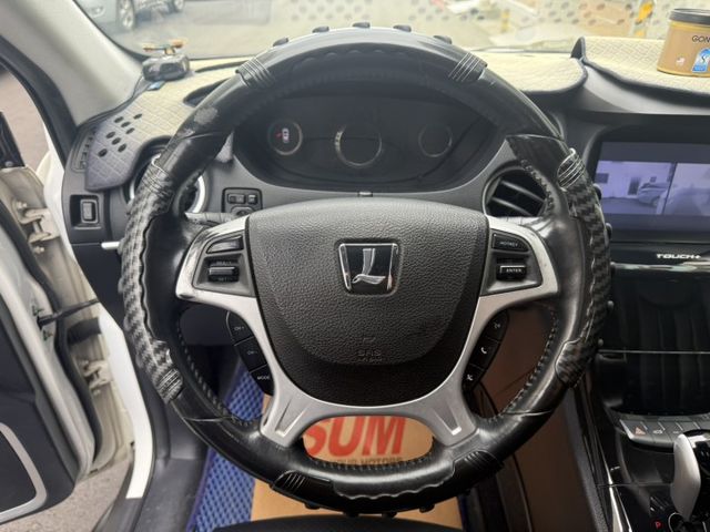 2.2渦輪/ 4WD/ 環景/ I-KEY/ 電動椅 / 定速/電尾門/重低音喇叭  第7張相片