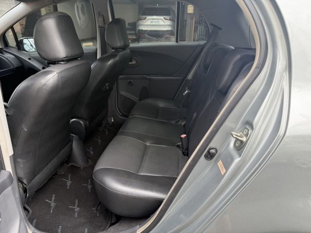 小G版/ 實跑16萬/ 恆溫空調/ 電折後視鏡/  第6張相片