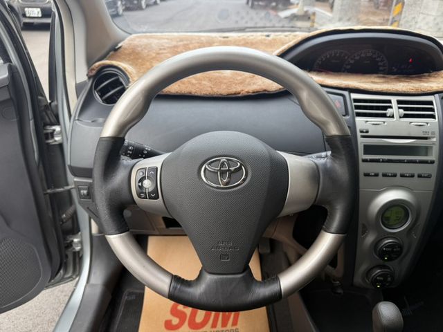 小G版/ 實跑16萬/ 恆溫空調/ 電折後視鏡/  第7張相片