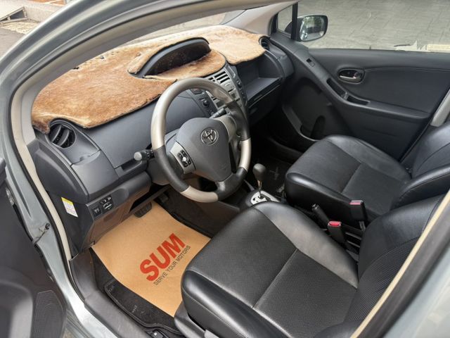 小G版/ 實跑16萬/ 恆溫空調/ 電折後視鏡/  第8張相片