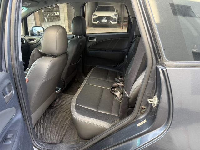 僅跑6萬/恆溫空調/影音主機/IKEY/摸門解鎖  第6張相片