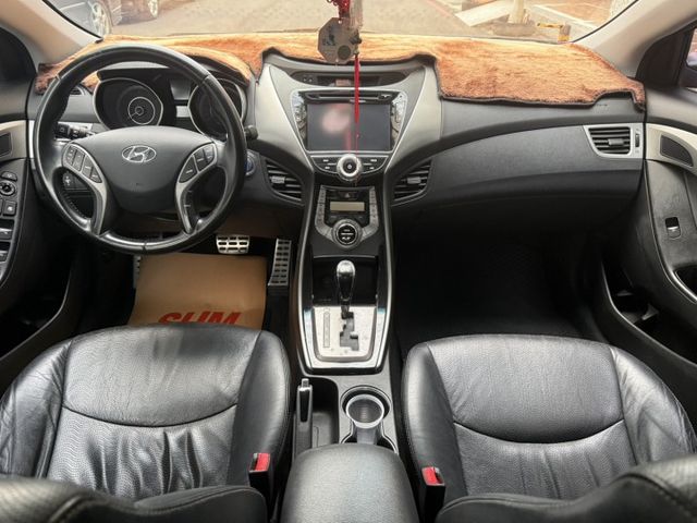 免鑰駛/循跡防滑/恆溫空調/全車原鈑件/低里程  第5張相片