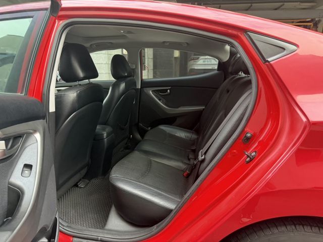 免鑰駛/循跡防滑/恆溫空調/全車原鈑件/低里程  第6張相片