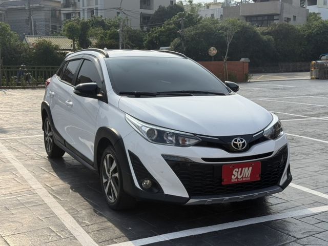 CROSSOVER跨界版//原版件/雙色內裝/安卓影音/盲點/  第2張相片