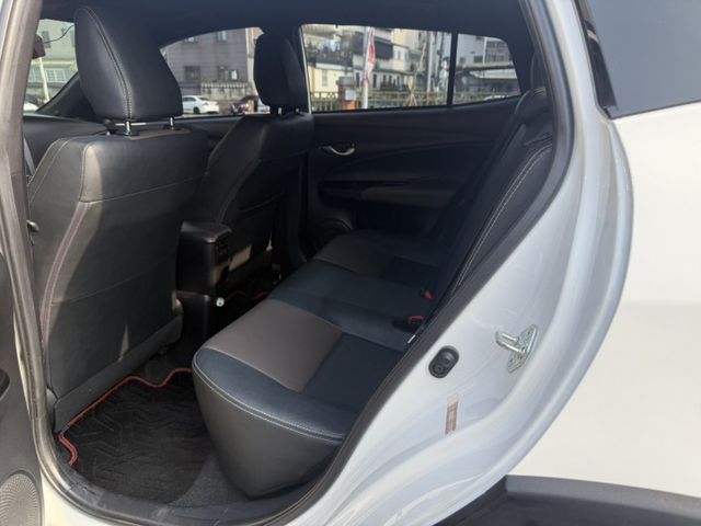 CROSSOVER跨界版//原版件/雙色內裝/安卓影音/盲點/  第6張相片