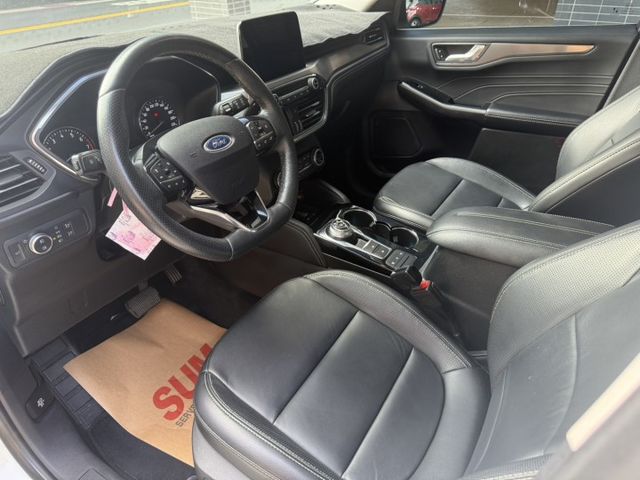 Kuga 180旗艦型/全速域ACC/AEB/盲點/全景天窗/B&Ｏ音響/電動椅/原鈑件  第8張相片
