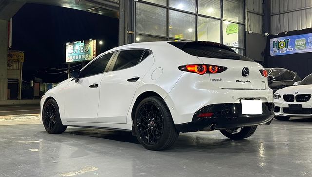 MAZDA馬自達 MAZDA 3  第3張相片