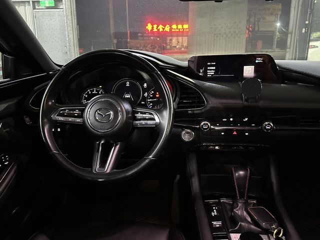 MAZDA馬自達 MAZDA 3  第6張相片