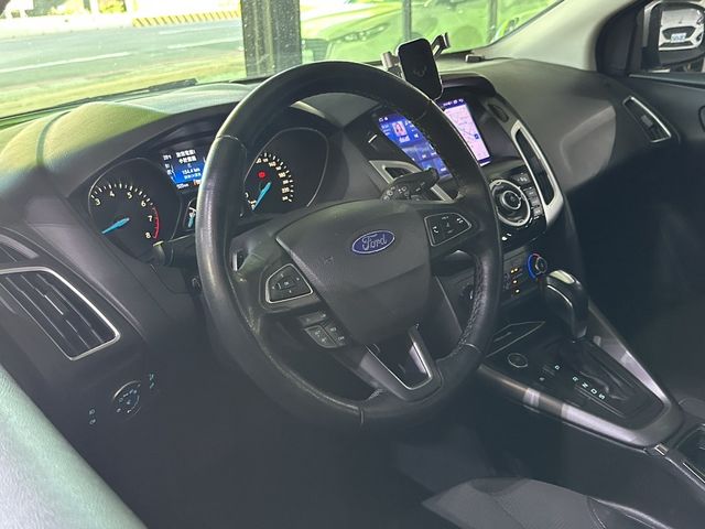 FORD福特 FOCUS  第9張相片