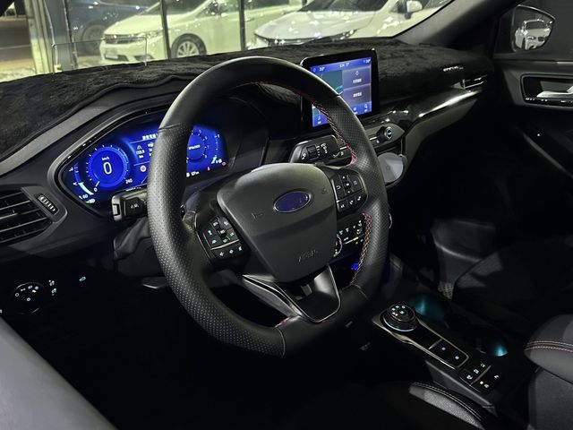FORD福特 FOCUS  第9張相片
