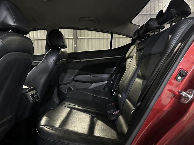HYUNDAI現代 ELANTRA  第11張相片