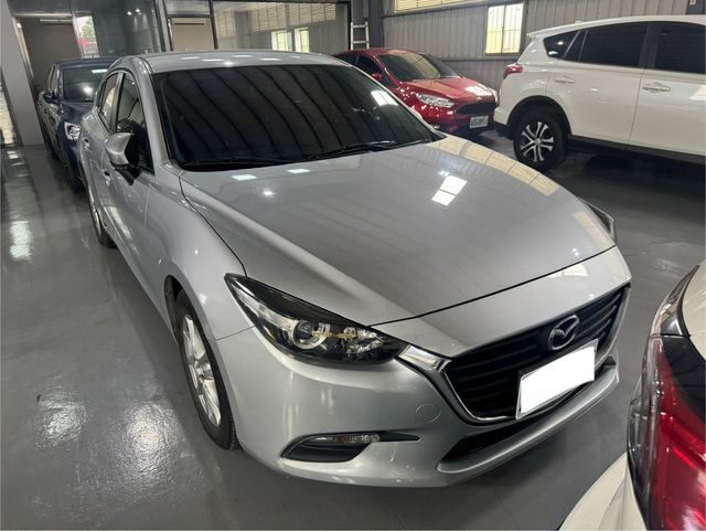 MAZDA馬自達 MAZDA 3  第1張相片
