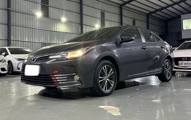 TOYOTA豐田 ALTIS  第1張相片