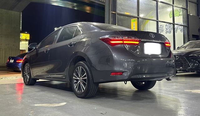 TOYOTA豐田 ALTIS  第5張相片