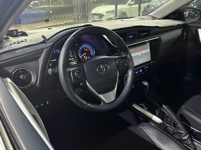 TOYOTA豐田 ALTIS  第9張相片