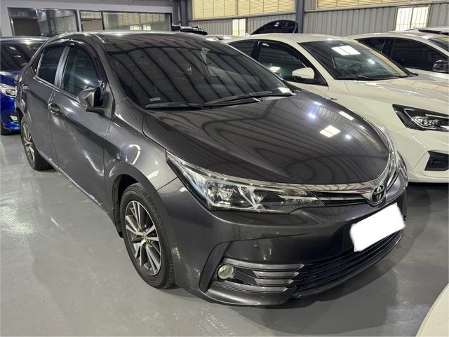 TOYOTA豐田 ALTIS  第3張相片