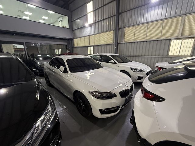 BMW寶馬 220I  第2張相片