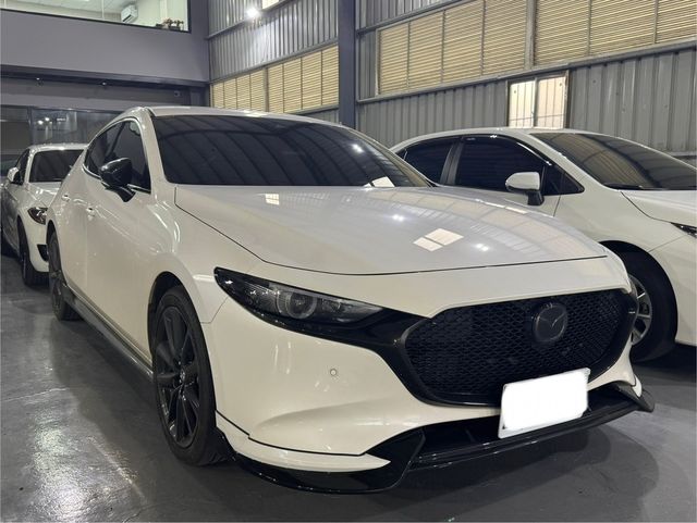 MAZDA馬自達 MAZDA 3  第2張相片