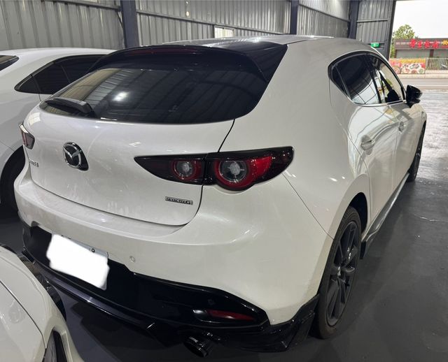 MAZDA馬自達 MAZDA 3  第3張相片