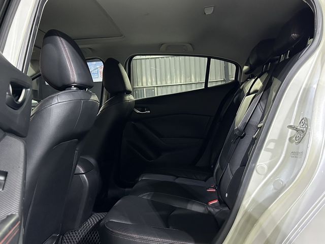 MAZDA馬自達 MAZDA 3  第6張相片