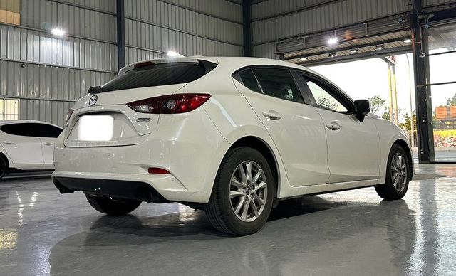 MAZDA馬自達 MAZDA 3  第3張相片