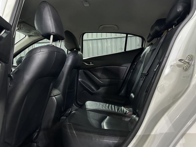MAZDA馬自達 MAZDA 3  第6張相片
