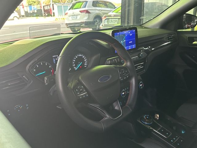 FORD福特 FOCUS  第6張相片