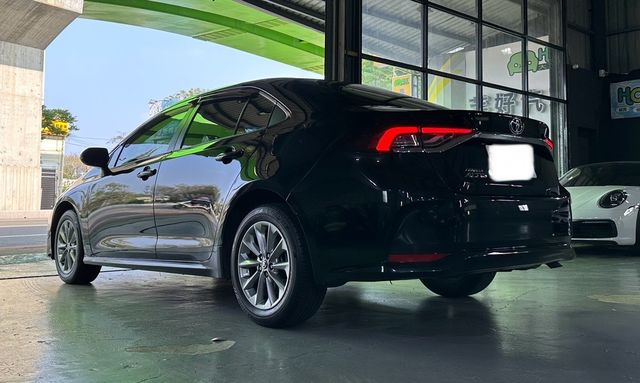 TOYOTA豐田 ALTIS  第3張相片