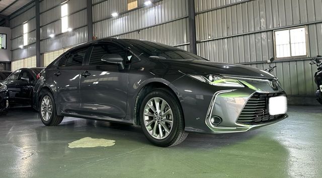 TOYOTA豐田 ALTIS  第2張相片