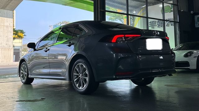 TOYOTA豐田 ALTIS  第4張相片